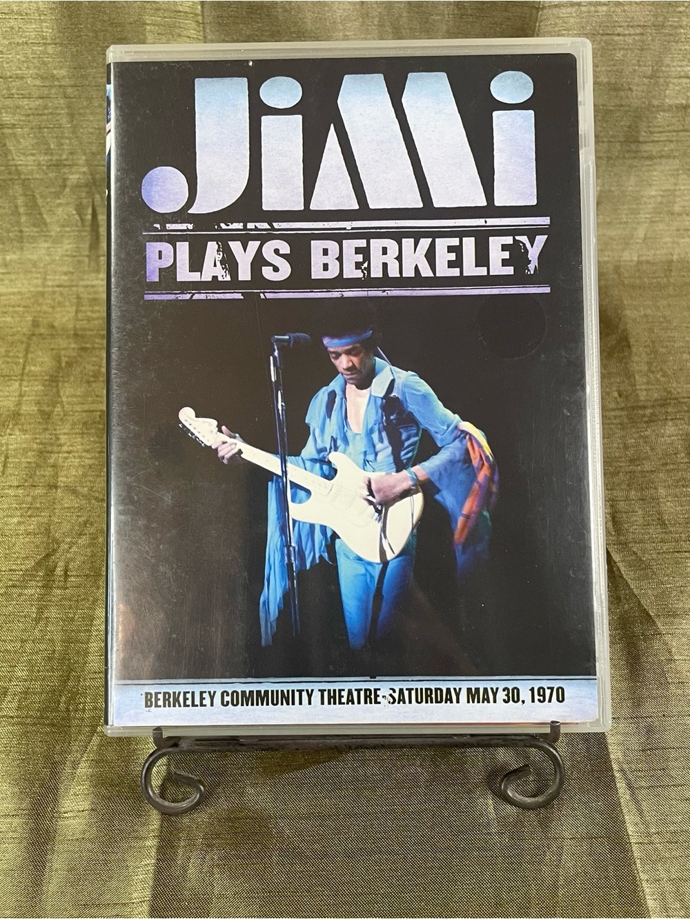 JIMI PLAYS BERKELEY DVD Hendrix -May 30, 1970 GUC  (UPC 602498608432)